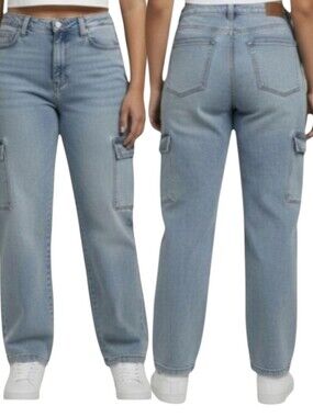 NWT Judy Blue Wide Leg Cargo Jeans Size 11 / 30 High Waisted Light Wash